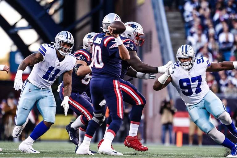 Dallas vence a sus fantasmas y gana en Nueva Inglaterra