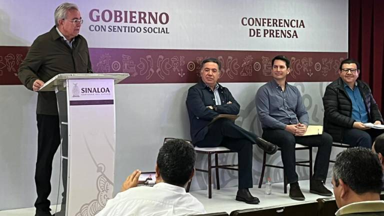 Rubén Rocha Moya en la conferencia de prensa Semanera habla de las obras previstas para 2023.