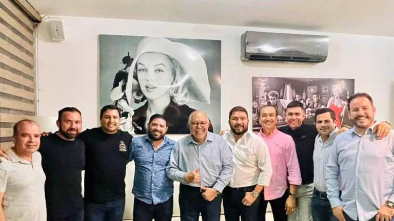 El Recodo, Banda MS y Julión Álvarez se reúnen con Alcalde de Mazatlán