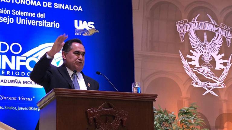 Jesús Madueña Molina, Rector de la UAS, durante el segundo informe de actividades.