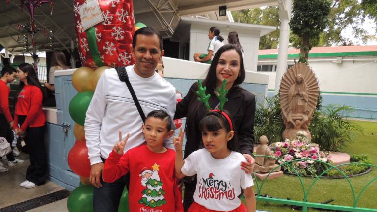 Celebra la Navidad con colorido Festival Navideño