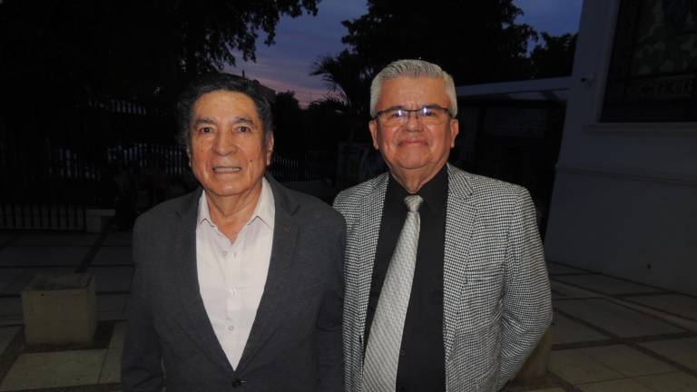 Celebran 50 años de amistad con misa de acción de gracias