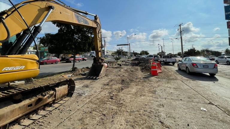 Se reanuda el suministro de agua a colonias aledañas a la avenida Santa Rosa en Mazatlán