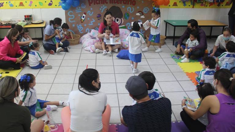 Abren la puerta mágica a la literatura en el Instituto Senda