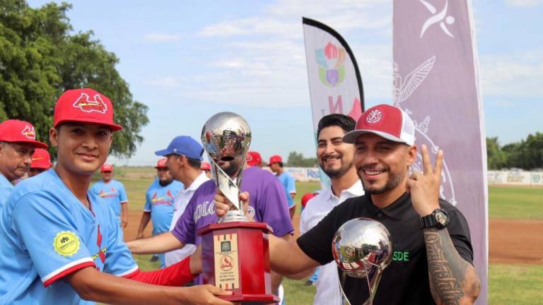 Inauguran y premian en Liga Municipal de Beisbol de Navolato