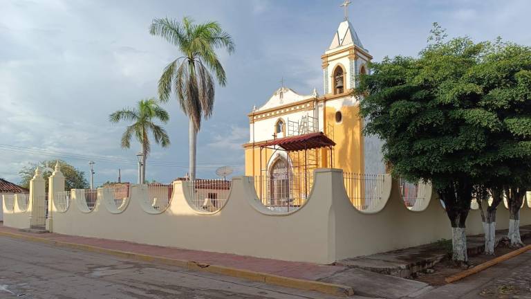 La iglesia de la Virgen del Loreto es remozada de cara a la celebración patronal.