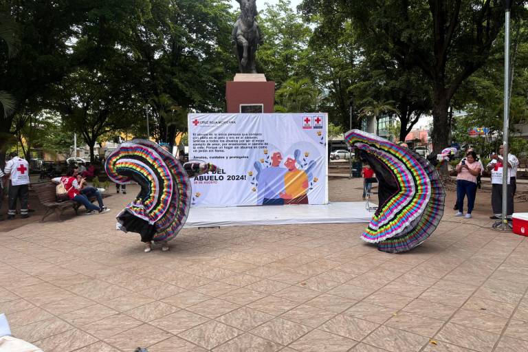 Una mañana de alegría y diversión: Cruz Roja Culiacán organiza festejo por el Día del Abuelo