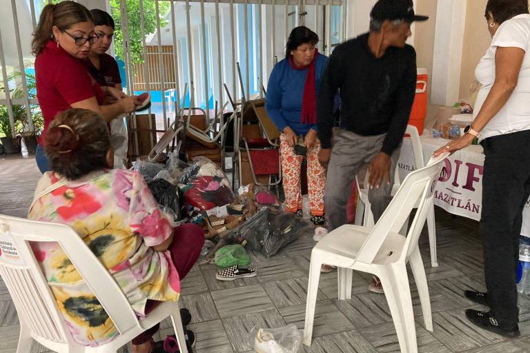 Albergue del ICO recibe a ocho personas que se resguardaron por las lluvias en Mazatlán