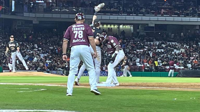 Tomateros se llevó el primer encuentro de la Serie de México.