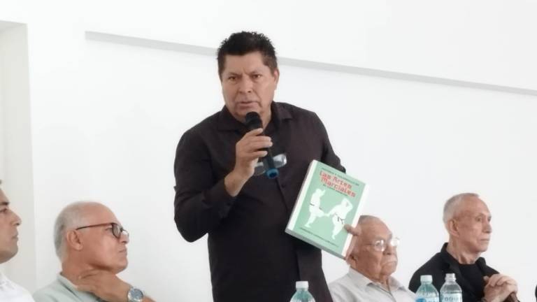 Leonardo Germán Gandarilla tardó más de un año y medio recopilando información para su obra.