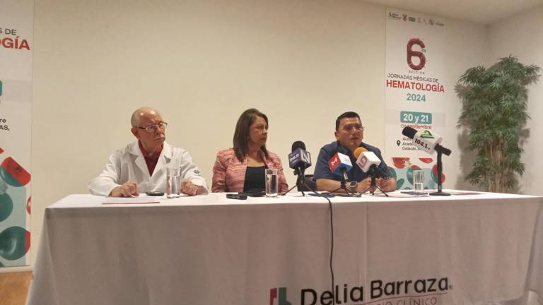 José Ramón Rivas, Delia Barraza y Luis Alberto González comparten los detalles de la sexta edición de jornadas médicas.