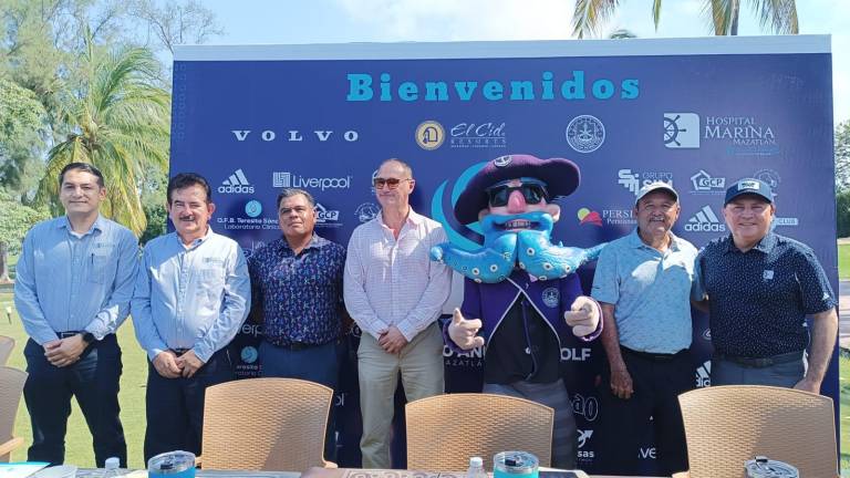 En rueda de prensa se dan detalles del Torneo Anual de Golf Marina Mazatlán.