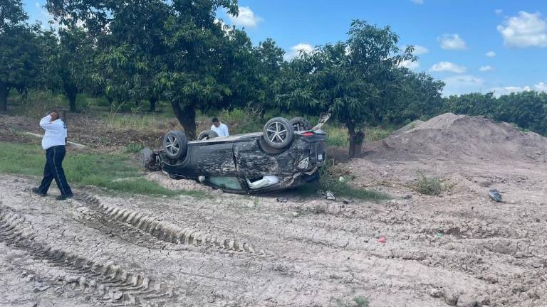 Volcadura en la México 15, en Escuinapa, deja a un lesionado