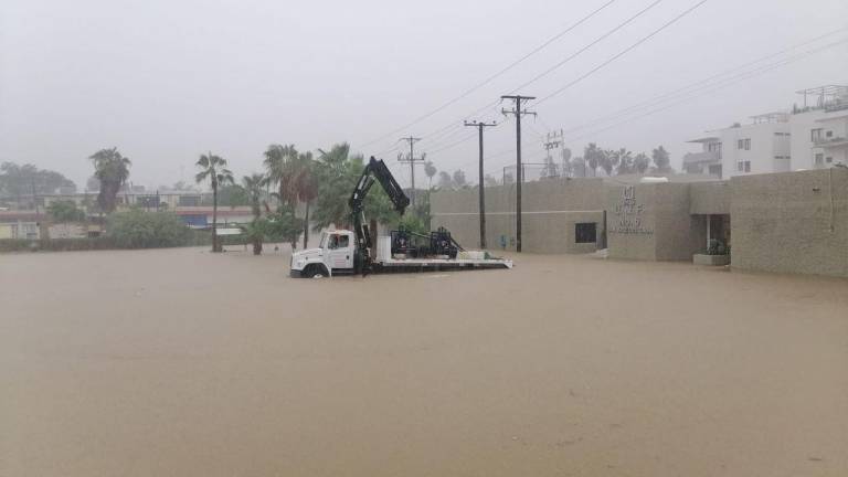 Tormenta tropical ‘Ileana’ provoca inundaciones en Baja California Sur; activan alerta naranja