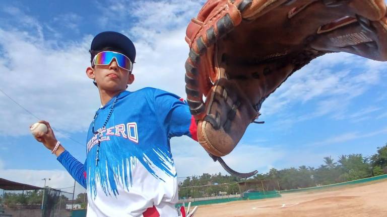 Mazatleco Rubén Maldonado es firmado por Sultanes de Monterrey