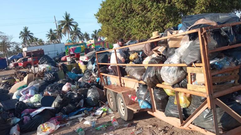 Alrededor de 100 toneladas de basura han recolectado tras las fiestas.