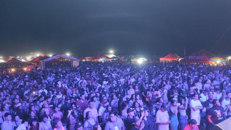 Durante la celebración de las Fiestas del Mar de Las Cabras se estima que acudieron más de 50 mil personas.