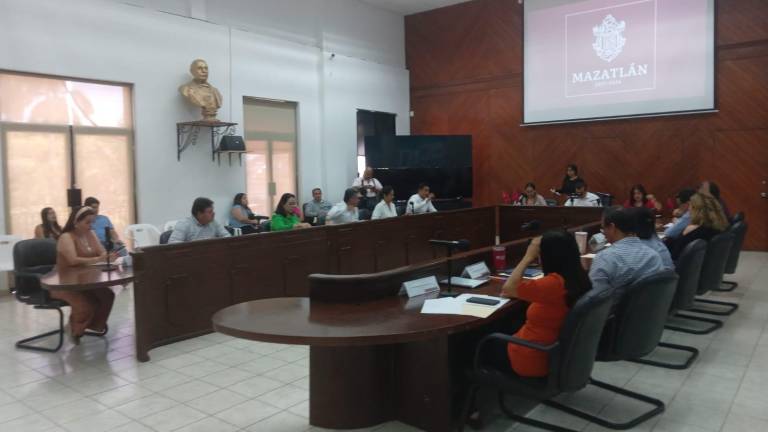 Declara Cabildo de Mazatlán sesión permanente para modificar presupuesto