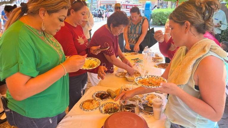 La degustación se basó en platillos con ingredientes básicos de la región.