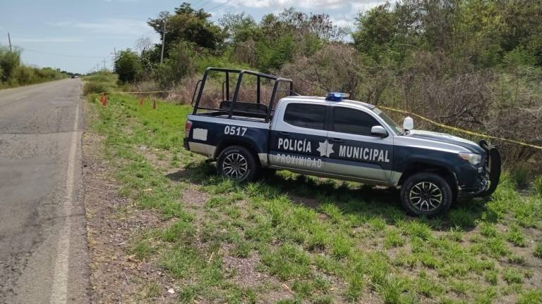 El hallazgo fue por la carretera vieja Navolato, en la cercanía de la Curva de San Pedro.