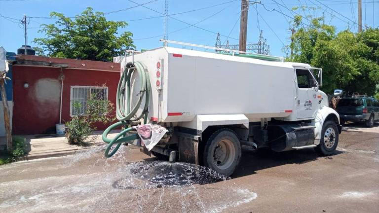 Los problemas en el rastro municipal afectan la salud pública debido al colapso del sistema de alcantarillado tras las recientes lluvias en Escuinapa.