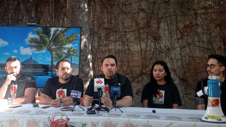 Conferencia del colectivo Culiacán Valiente sobre el memorial que se instalará en honor a las víctimas de la ola de violencia.