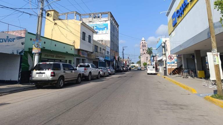 En las calles de Escuinapa este jueves casi no se tuvo actividad después de los rumores de supuestos actos de violencia.