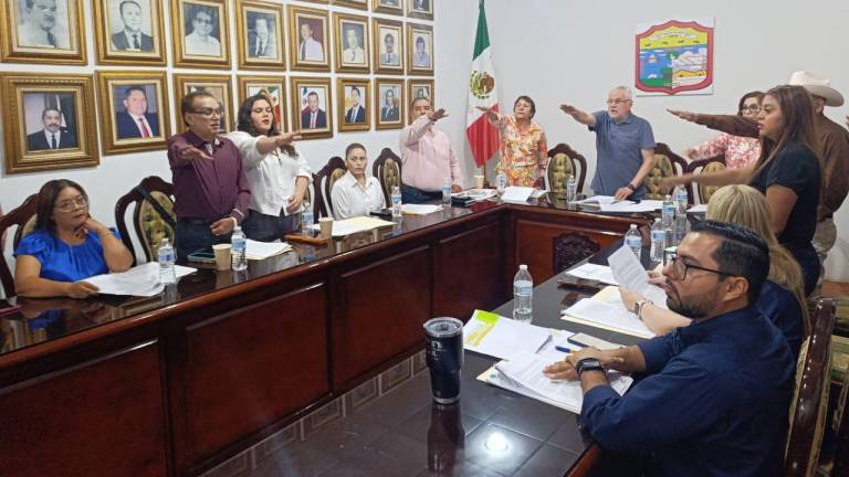 Piden regidores en Escuinapa dar prioridad al agua, recolección de basura y alumbrado