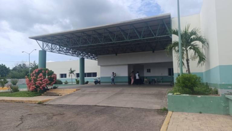 El Hospital IMSS-Bienestar de Escuinapa reporta una ocupación del 100 por ciento en las camas.