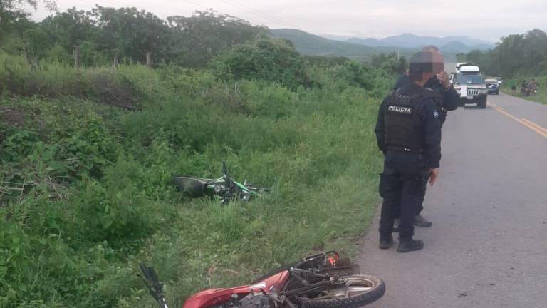 El accidente, que involucró dos motocicletas, sucedió la tarde del viernes en la carretera estatal Chilillos-Matatán.