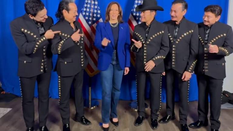 Brindan artistas sinaloenses su apoyo a Kamala Harris, para Presidenta de Estados Unidos