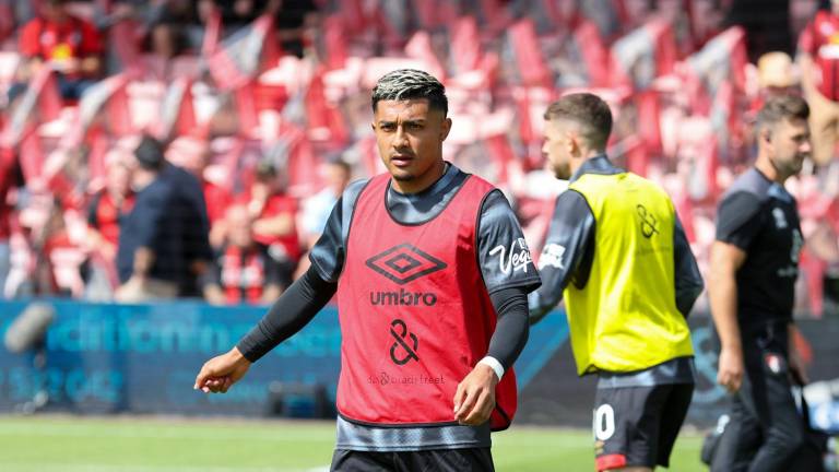 Julián Araujo titular en empate del Bournemouth ante Newcastle