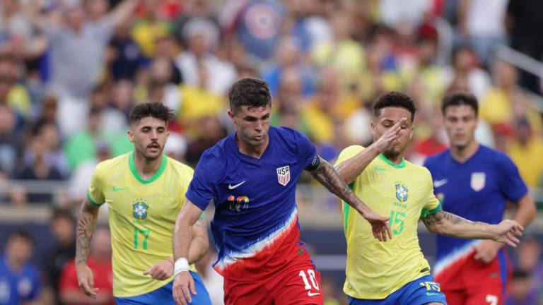 Estados Unidos y Brasil empatan a un gol.