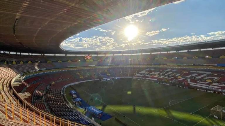 El Estadio Jalisco no está en condiciones de albergar el encuentro.