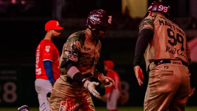 Tomateros de Culiacán pega primero en el Clásico Sinaloense de la LMP