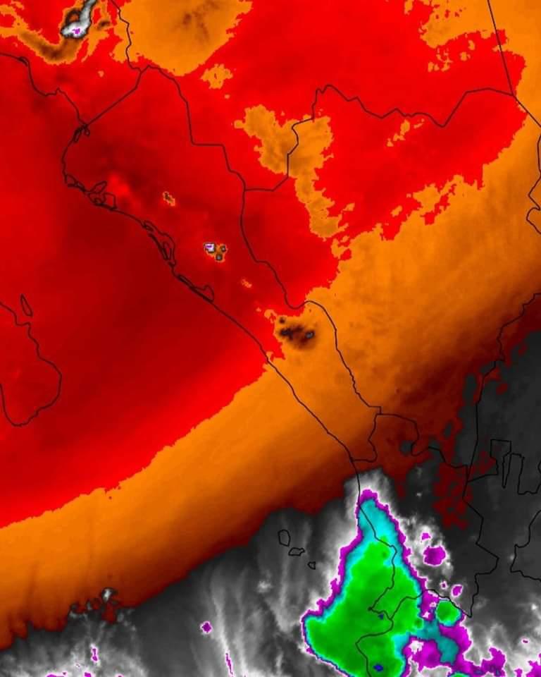 $!Se registra lluvia moderada en su zona urbana de Culiacán