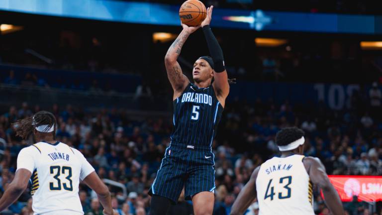 Paolo Banchero tuvo una primera mitad histórica en el triunfo del Magic de Orlando.