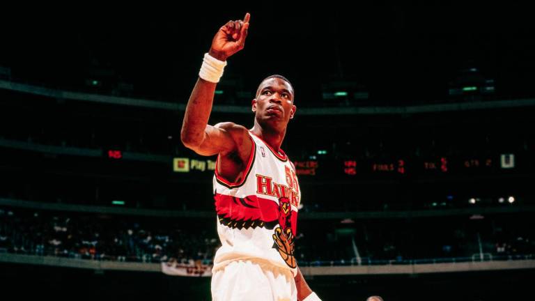 Dikembe Mutombo fue uno de los defensivos más difíciles de la NBA en la década de los 90.