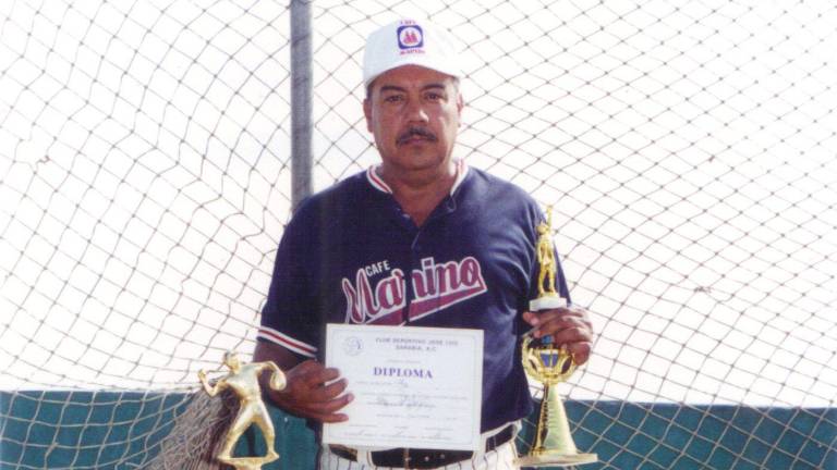 Gilberto Cárdenas Álvarez, una vida dedicada a la familia y al beisbol