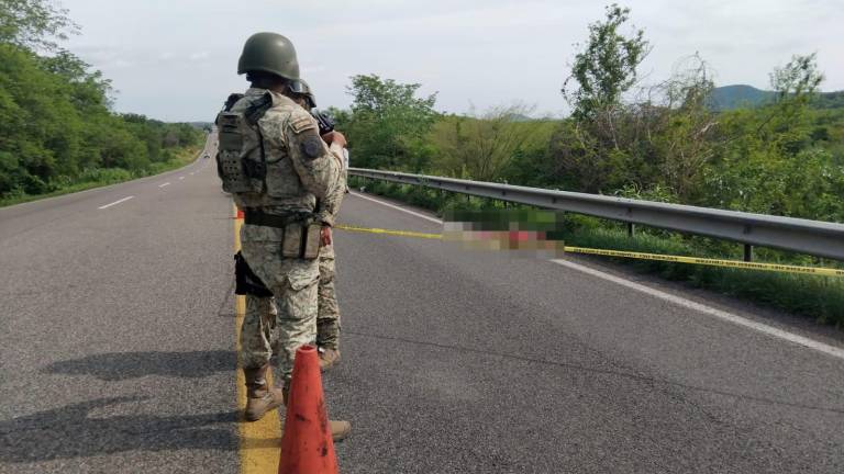 Un hombre fue encontrado sin vida a un costado de la carretera, en El Limón de los Ramos.