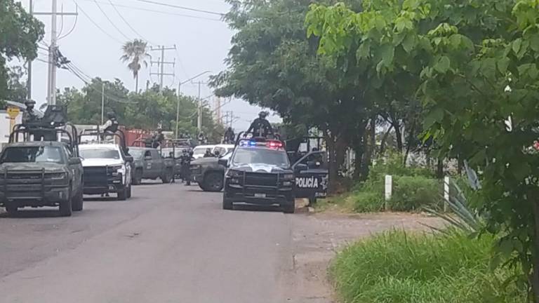 Detienen a 10 personas en bodega asegurada en Infonavit Las Flores, en Culiacán