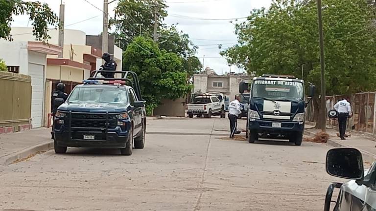 Suman nueve vehículos asegurados en El Tamarindo; piden orden para catear casa