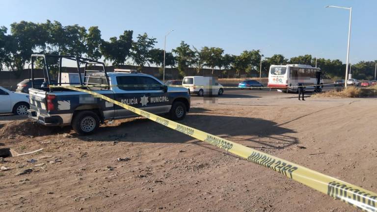 Sobre La Costerita fue encontrado un hombre asesinado y maniatado.