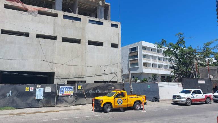 Un obrero de una torre en construcción falleció al caer del piso 19 al piso 15.