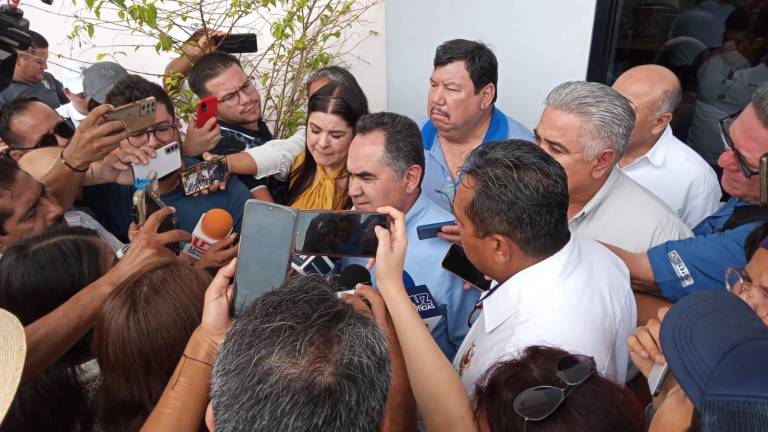 Difieren audiencia del Rector de la UAS para el lunes; la defensa pide tiempo para analizar CD