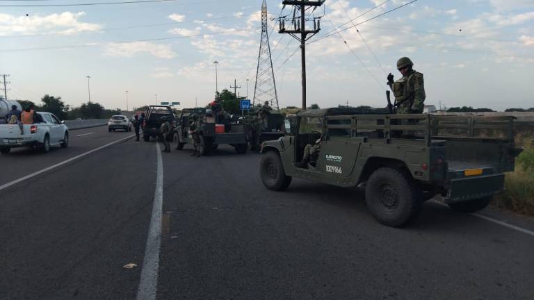 Reportan balaceras y civiles armados en Culiacán y Navolato; SSP estatal dice que son reportes falsos