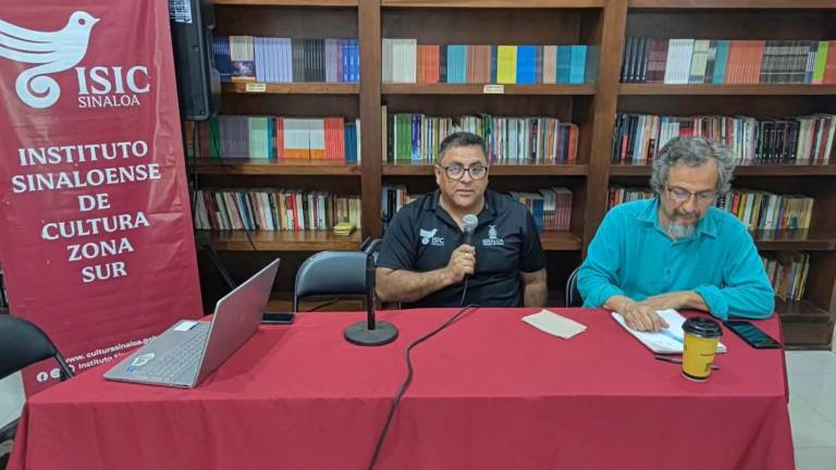 Alberto Soto y Germán Méndez Lugo durante la conferencia.