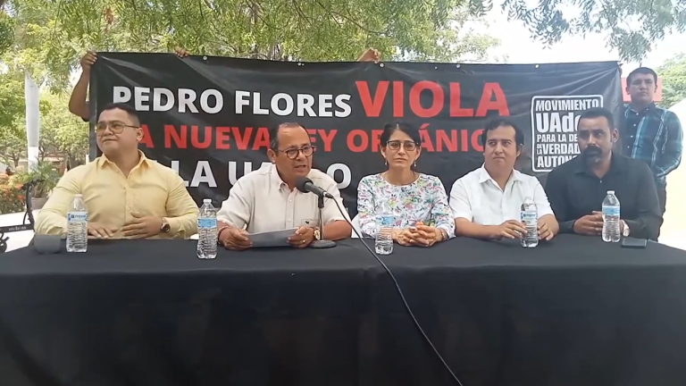 Marco César Ojeda explicó que el despido ha consistido en ya no asignarles cargas de materias para el próximo semestre.