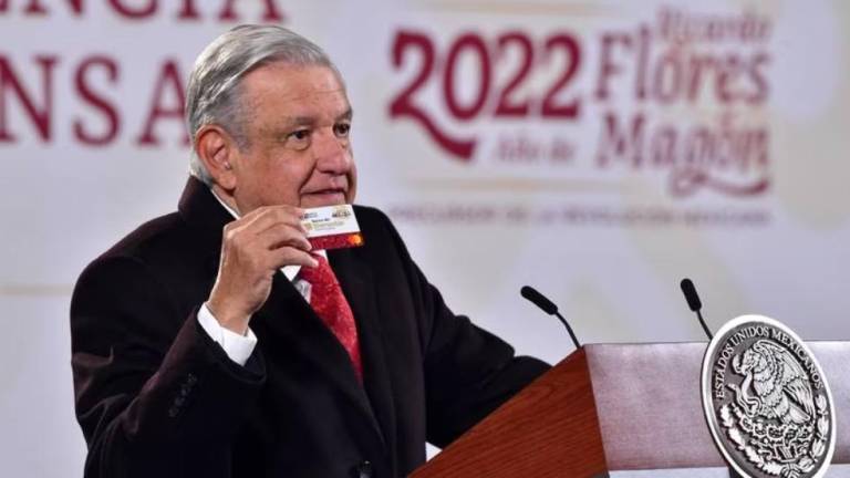 El Presidente Andrés Manuel López Obrador presenta su declaración patrimonial en el sistema DeclaraNet, de la Secretaría de la Función Pública.