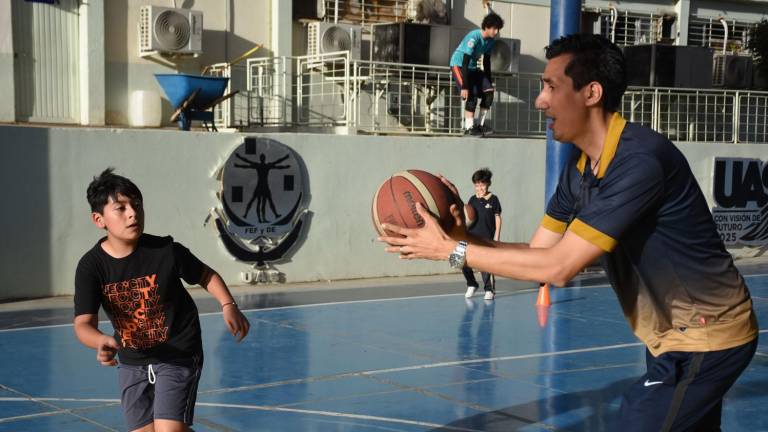 Invitan a formar parte de la Escuela de Basquetbol infantil de la UAS